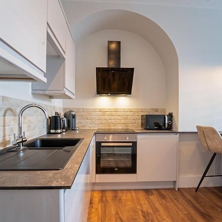 Watergate Penthouse - New 2 Bed Luxury Apartment In City Centre チェスター エクステリア 写真