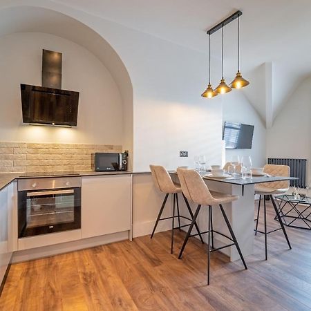 Watergate Penthouse - New 2 Bed Luxury Apartment In City Centre チェスター エクステリア 写真