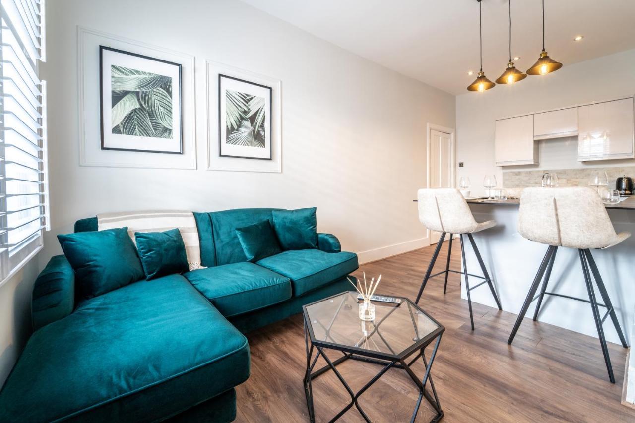 Watergate Penthouse - New 2 Bed Luxury Apartment In City Centre チェスター エクステリア 写真
