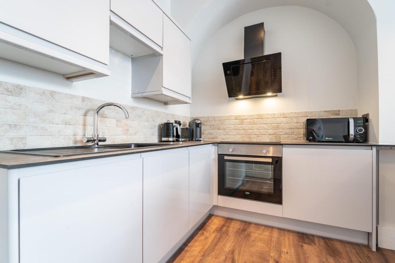 Watergate Penthouse - New 2 Bed Luxury Apartment In City Centre チェスター エクステリア 写真