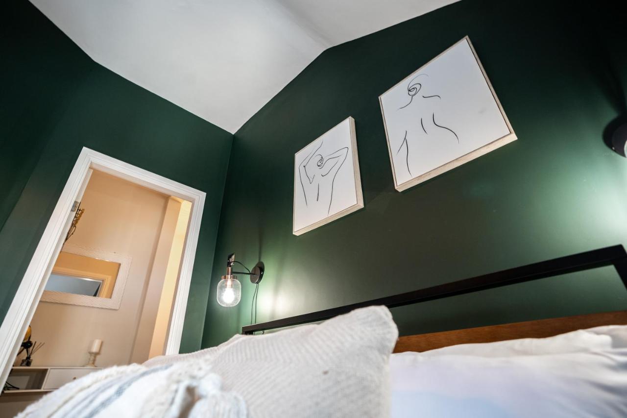 Watergate Penthouse - New 2 Bed Luxury Apartment In City Centre チェスター エクステリア 写真